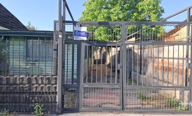 VENTA TERRENO CON CASA PARA REMODELAR – LA FLORIDA