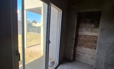 Casa a terminar en Tierra del sueños. Alvear