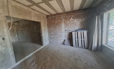 Casa a terminar en Tierra del sueños. Alvear