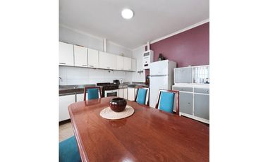 Venta casa dos dormitorios calle 25 de Mayo