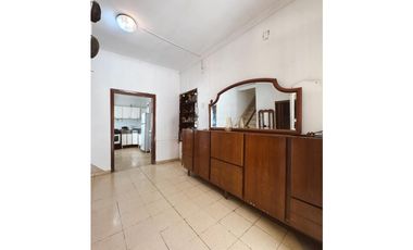 Venta casa dos dormitorios calle 25 de Mayo