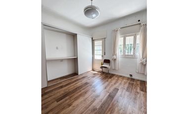 Venta casa dos dormitorios calle 25 de Mayo