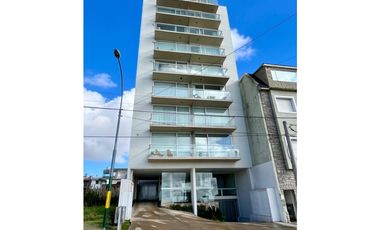 ALQUILER 4 Ambientes con Cochera