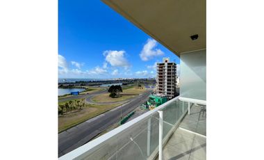 ALQUILER 4 Ambientes con Cochera