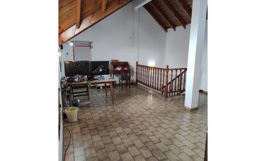 CASA EN VENTA EN RAMOS MEJIA SUR!!