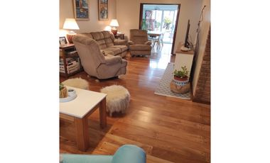 CASA EN VENTA EN RAMOS MEJIA SUR!!