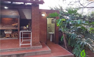 Casa en Venta de 3 Dor. | 8 Amb. B° San Alfonso - Villa Allende - Cba.