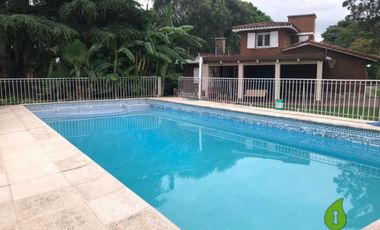 Casa en Venta de 3 Dor. | 8 Amb. B° San Alfonso - Villa Allende - Cba.