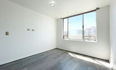 Luminoso y privado departamento en arriendo, San Miguel !!