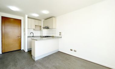 Luminoso y privado departamento en arriendo, San Miguel !!