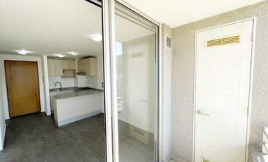 Luminoso y privado departamento en arriendo, San Miguel !!