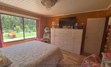 Espectacular casa con piscina en parcela en arriendo