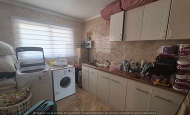 Espectacular casa con piscina en parcela en arriendo