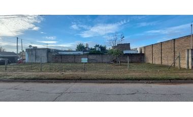 LOTE COMERCIAL B° ZAPIOLA