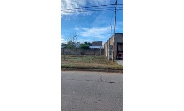 LOTE COMERCIAL B° ZAPIOLA