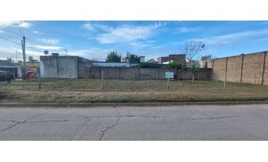 LOTE COMERCIAL B° ZAPIOLA