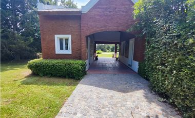 Hermosa Casa en Las Chacras de Open Door