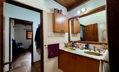Casa en Venta en B° Villa Warcalde – zona norte Córdoba –