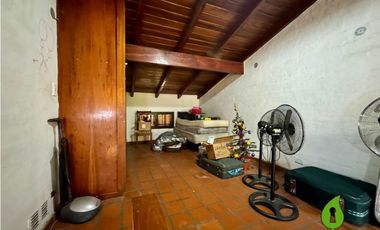 Casa en Venta en B° Villa Warcalde – zona norte Córdoba –