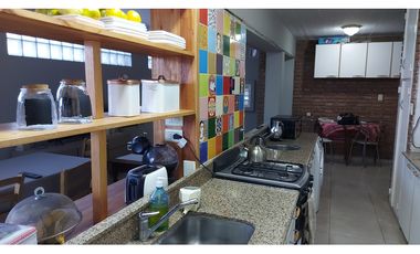 Casa en Venta de 4 Dor. | 6 Amb. Pileta. B° Urca - Córoba -