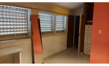 Casa en Venta de 4 Dor. | 6 Amb. Pileta. B° Urca - Córoba -