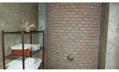 Casa en Venta de 4 Dor. | 6 Amb. Pileta. B° Urca - Córoba -