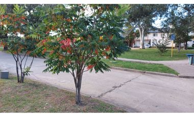 Casa en Venta de 4 Dor. | 6 Amb. Pileta. B° Urca - Córoba -