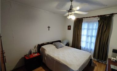 Hermosa Casa con Pileta Zona Hospital