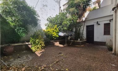 Casa a reciclar o demoler - Brown e Irigoyen - Vista a Plaza Mitre