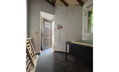 Casa a reciclar o demoler - Brown e Irigoyen - Vista a Plaza Mitre