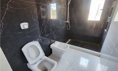 Hermosa Casa en Las Cortaderas de Lujan