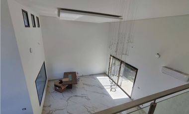 Hermosa Casa en Las Cortaderas de Lujan