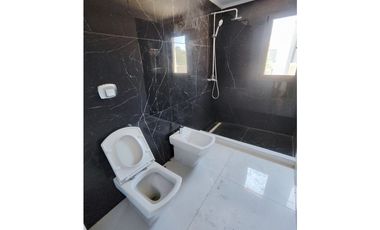 Hermosa Casa en Las Cortaderas de Lujan