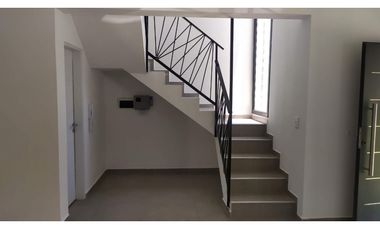 Dúplex en Alquiler – Housing Reina Sofía, Villa Allende