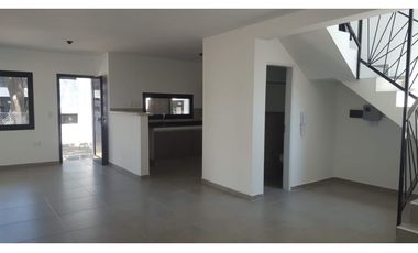 Dúplex en Alquiler – Housing Reina Sofía, Villa Allende