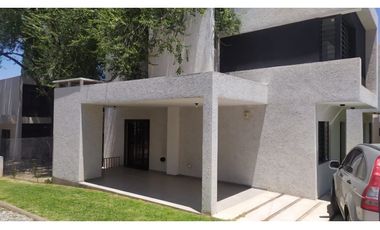 Dúplex en Alquiler – Housing Reina Sofía, Villa Allende