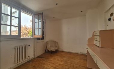 Casa a reciclar o demoler - Brown e Irigoyen - Vista a Plaza Mitre