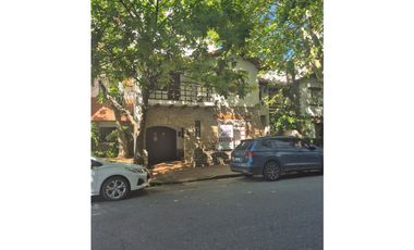 Casa a reciclar o demoler - Brown e Irigoyen - Vista a Plaza Mitre