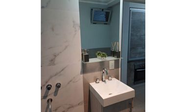 Hermoso 2 Ambientes Planta Baja Centrico con Cochera