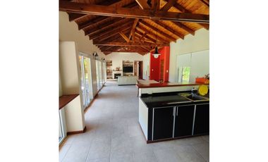 Hermosa Casa Chacras de Open Door Lote Central BC