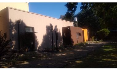 HERMOSA CASA EN EN EL BARRIO LAS CHACRAS DE OPEN DOOR , LUJAN
