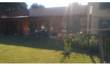 HERMOSA CASA EN EN EL BARRIO LAS CHACRAS DE OPEN DOOR , LUJAN