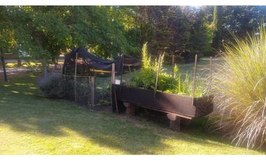 HERMOSA CASA EN EN EL BARRIO LAS CHACRAS DE OPEN DOOR , LUJAN