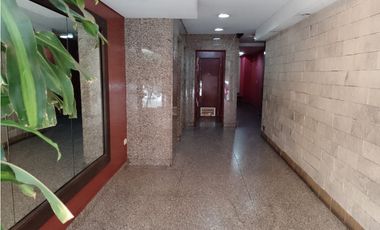 VENTA OFICINA  39 m2 Fte.V.CEVALLOS 200