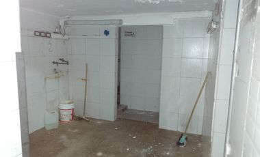 ALQUILER  LOCAL PARQUE PATRICIOS  CASEROS 2400 ESQ. ALBERTI