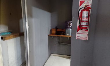 ALQUILER LOCAL CENTRO RIOBAMBA 400