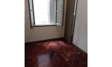 VENTA DEPTO 3 AMBIENTES C/ DEP AP/CRED. MORENO 1700