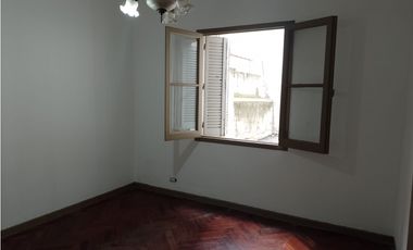 VENTA DEPTO 3 AMBIENTES C/ DEP AP/CRED. MORENO 1700