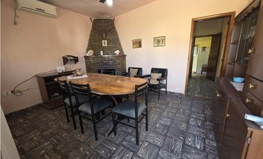 CASA EN VENTA - CORREDOR COMERCIAL