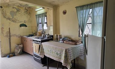 CASA EN VENTA - CORREDOR COMERCIAL